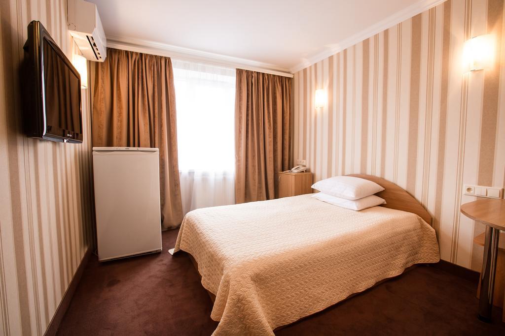 Bukovyna Hotel Черновцы Экстерьер фото